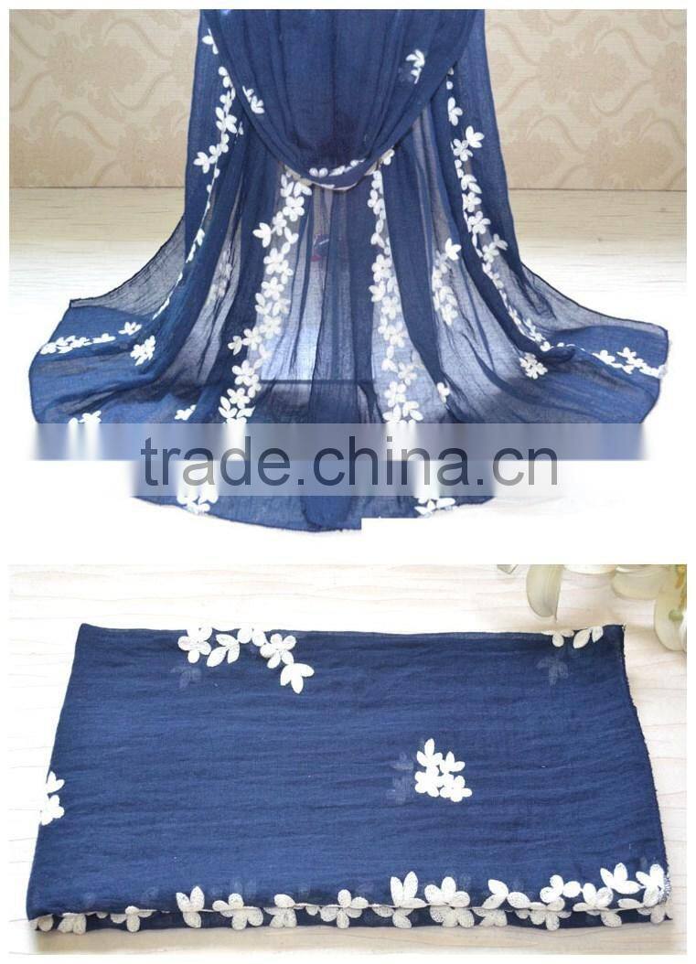 Beautiful Flower Leaf Embroideried Muslim Women Head Scarf Cotton Hijab