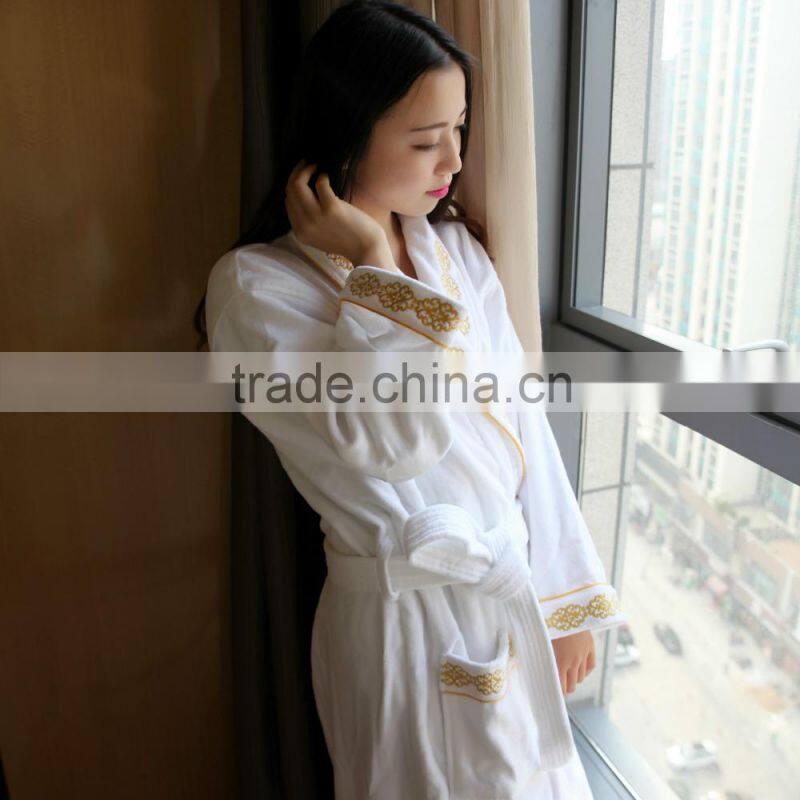Wholesale Customized 100%Cotton velvet ribbon Bath Towel Coat