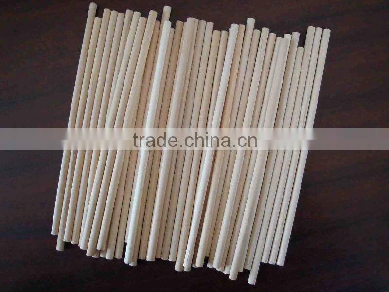 Small round wooden bars/rods
