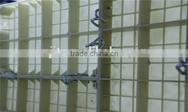 Wall cast insite mold