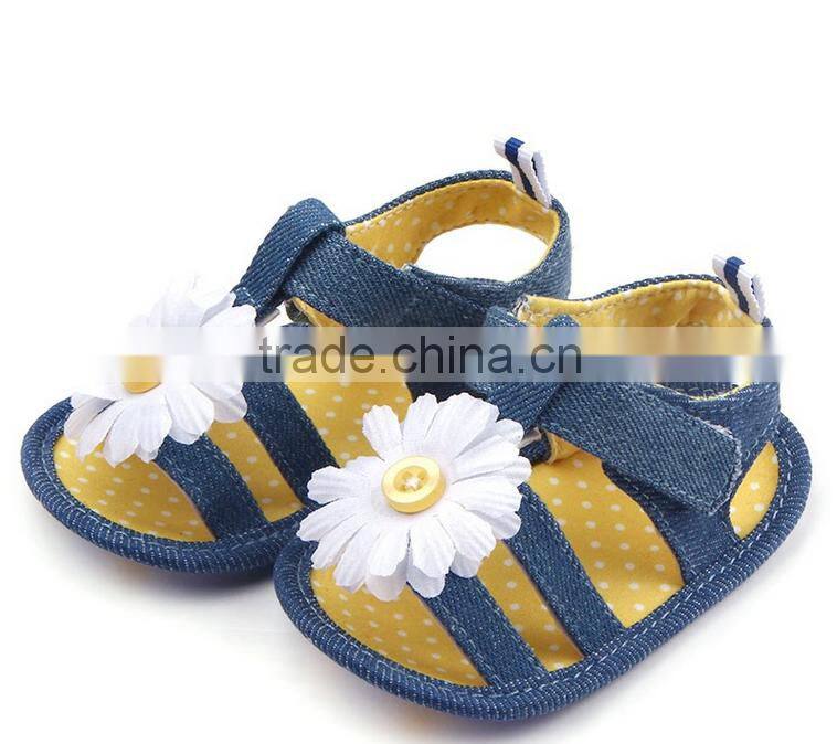 XIAOLIUBAO Beautiful flower design denim material soft sole baby girl sandals shoes