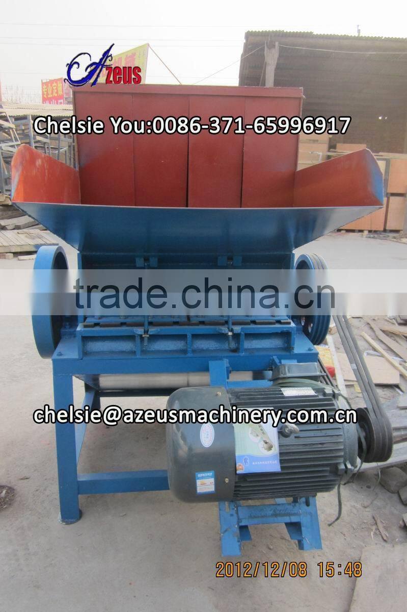 Plastic grinder and crusher recycling machine