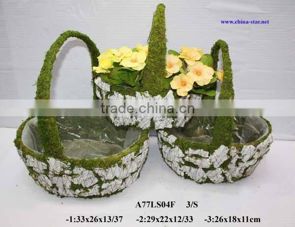 wholesale moss basket with snow covered