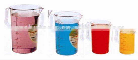 Plastic measuring cup for medicine / Measuring cup
