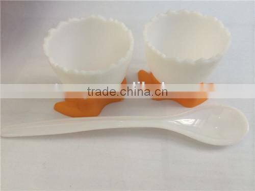 New style 4 egg cups and spoons set