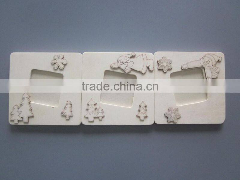 Custom wooden photo frames for home decoration