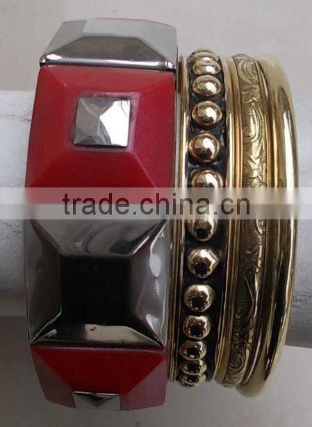 latest Bracelet Bangle
