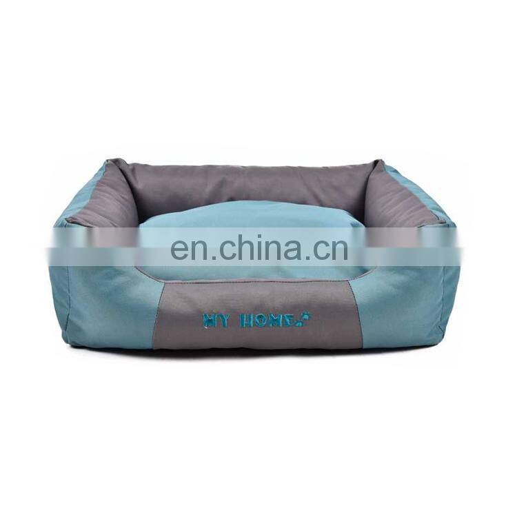 China Modern Pet Wholesale Outdoor Washable Luxury Designer Waterproof Large Dog Bed