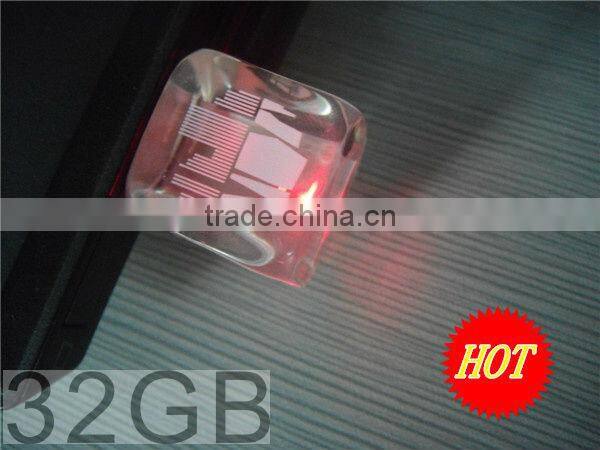 Hot New China Product Dice Mini USB Disk Inside LED Light 32GB