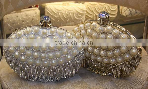 Elegant crystal lady's wedding party bag