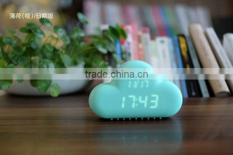 Creative Voice Alarm / clouds clock / children small bedside alarm clock / mute luminous electronic clock watch wall clock