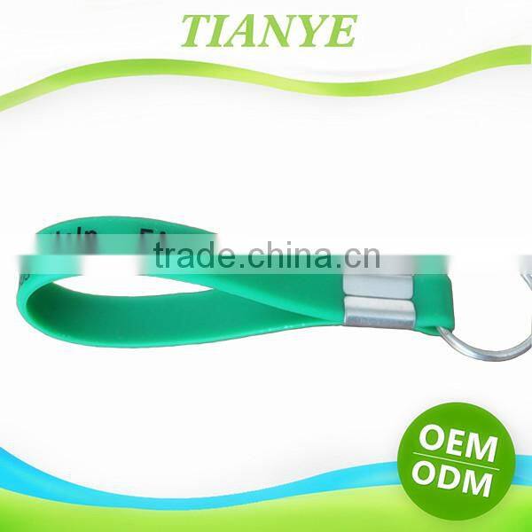 China factory supply high class custom design cheap rubber keychain for giveaway