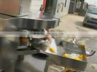 farm equipment stainless steel 3000pcs/h hen egg breaking machine for sale(008613823777570)