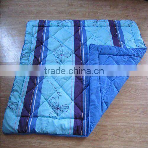 hot selling and elegant reversible comforter