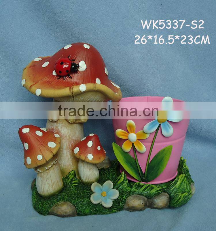 Cute resin pig figurine cheap small flower pots