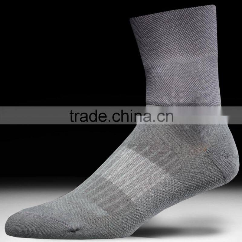 wholesale quick dry sport running socks custom logo