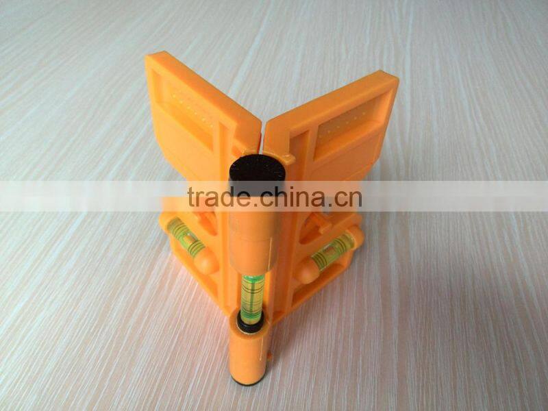 MINI plastic post level