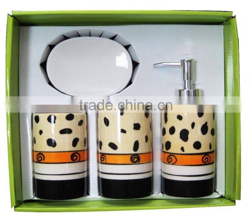 Eco-Friendly ceramic bathroom accessories set