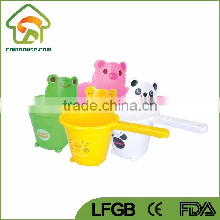 Cartoon Strawberry Plastic Water Ladle