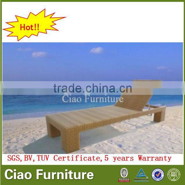 Outdoor beach lounge furniture used patio rattan lounge chair