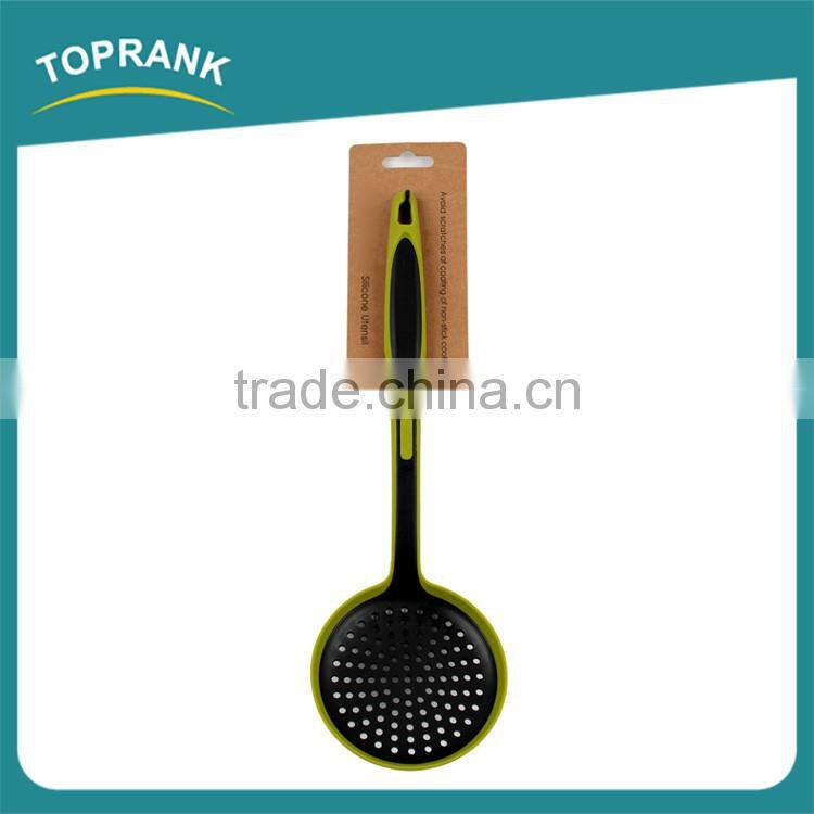 Kitchen utensils long handle heat resistant silicone kitchen mesh strainer