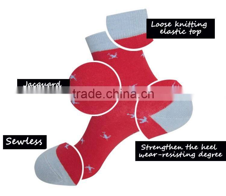 Jacquard pattern breathable anti-bacterial bamboo adult red socks