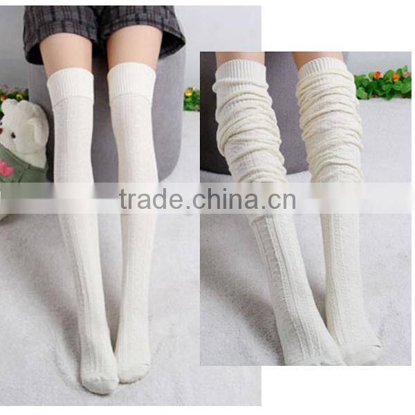 Coarse needle pattern woven stockings