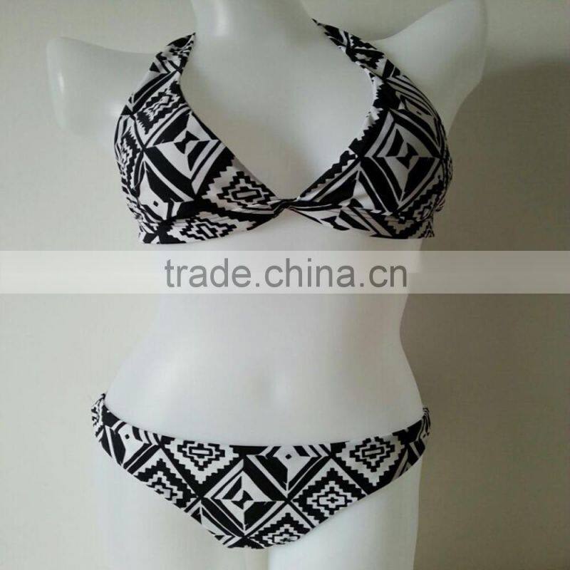 Fahion hi-quality sex black&white print swim bra&bottom