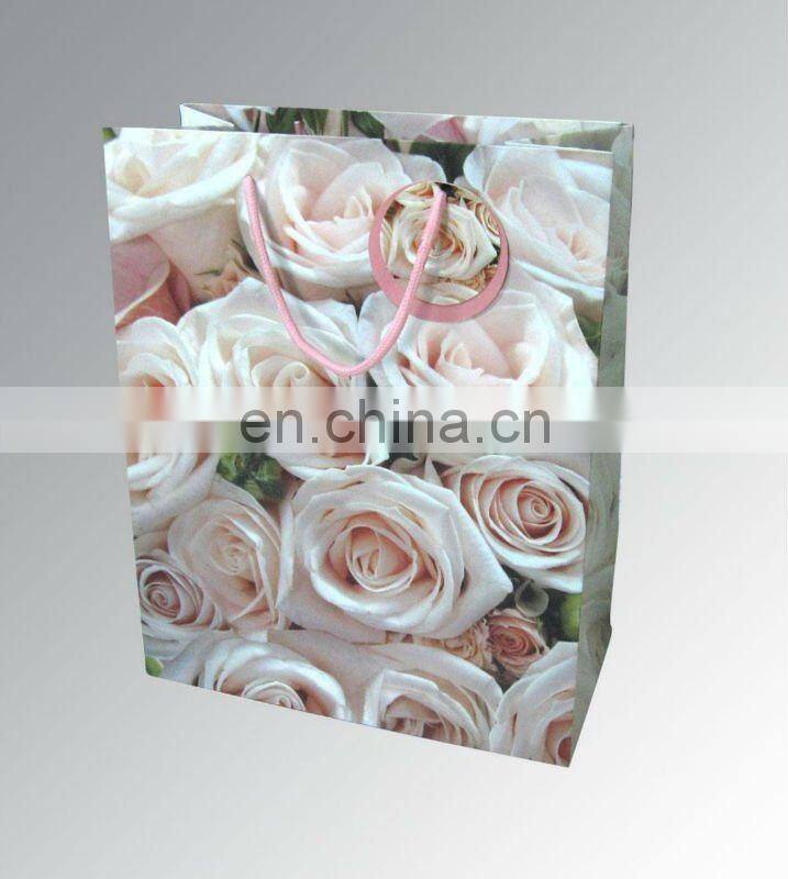 2012 promotional charming recycled wedding gift paper bag