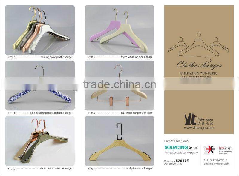 EM1308-024 BLACK Rubber coated wooden hanger for lingerie wooden underwear hanger