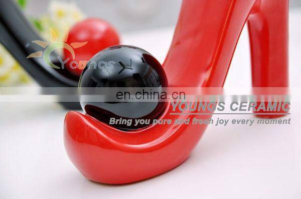 Unique ceramic porcelain high-heeled shoes decoration vase made in Jingdezhen