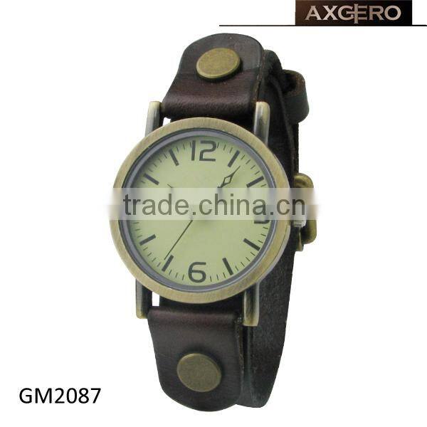 Unisex featurely leather strap bronze vintage wrist watch