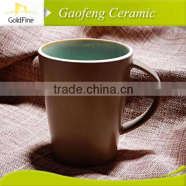 v-shape with crackle glaze mug