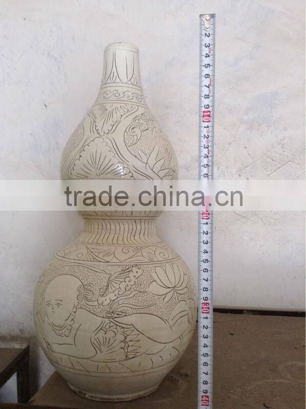 chinese antique porcelain/white flower vase