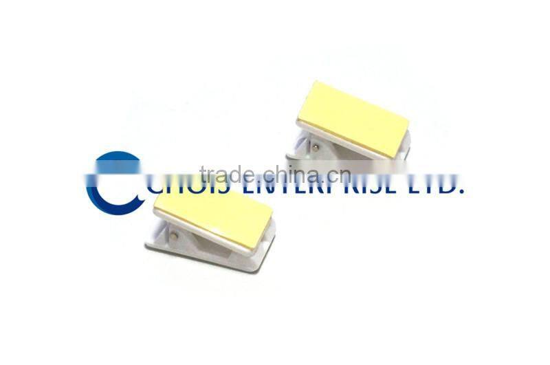 Ribbed Thumb-Grip White Pressure-Sensitive Plastic Clips with Adhesive Back 5735-3008