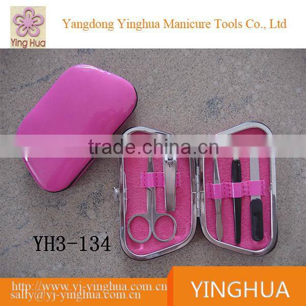 High quality cheap custom white travel manicure kit