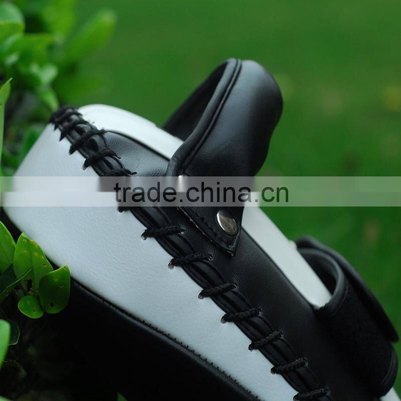 2016 Wholesales Pretorian Grant Fitness Equipment Boxing Kick Pads Professional UFC MMA Punching Exercise Gym Muay Thai Training