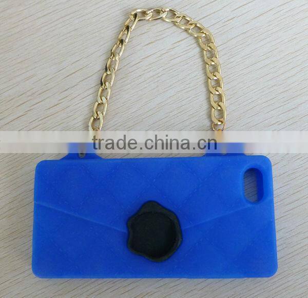 Cliche Silicone Handbag Case for iPhone 5