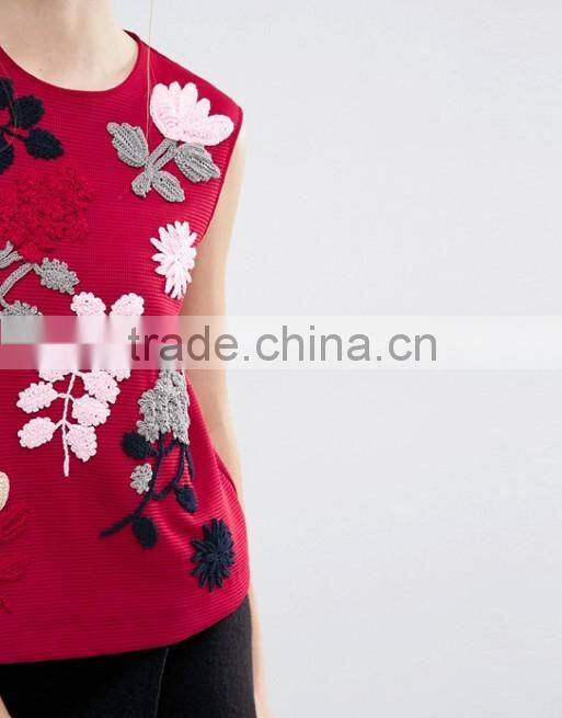 Guangzhou Factory price Fashion Embroidery Designs Ladies Tops Custom