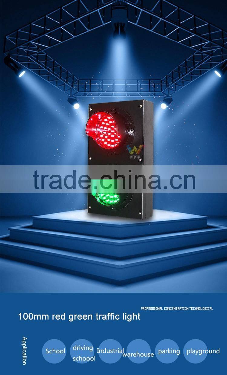 Customized mould 100mm red green signal traffic light on sale