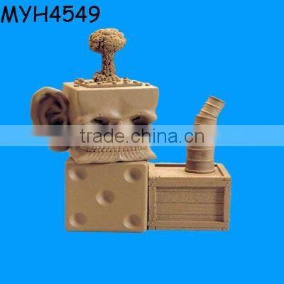 Designed terracotta teapot with special lid