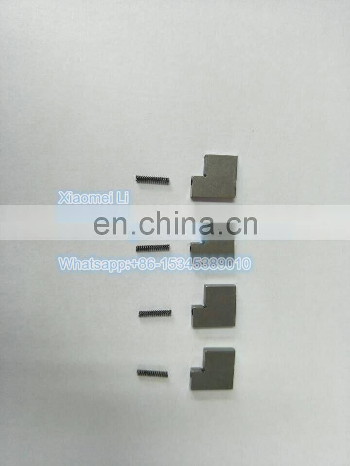 7135-108 Tractor Parts Carbon Brush For Fiat Tractor Massey Ferguson