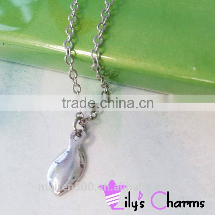 2015 New fashion Custom logo initial disc charm pendant necklace