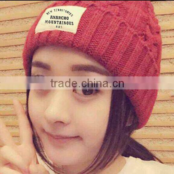 Fashion Popular Applique Embroidery Rolled Brim Beanie Fashion Ladies Hat