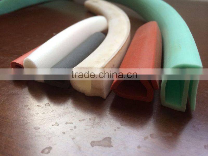 OEM factory price Silicone foam seal strip rod density: 0.35-0.85g/cm3