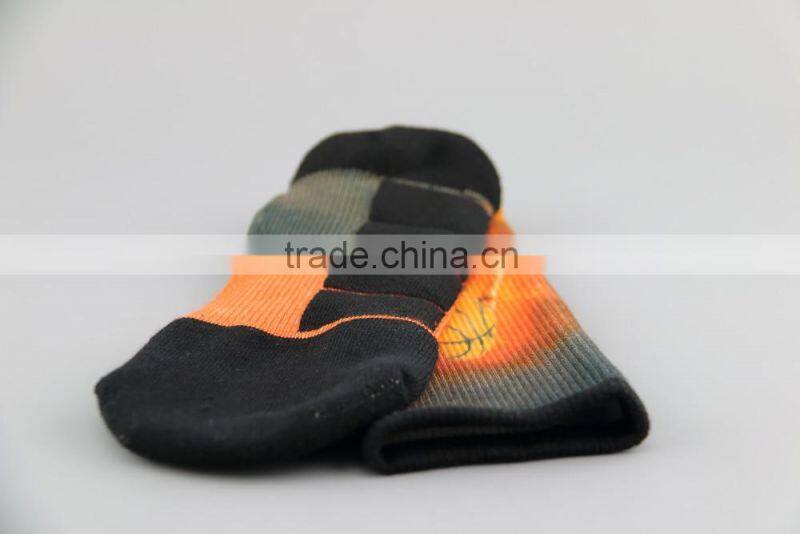 Durable foot men tube sock with excellent Snagging Resistance