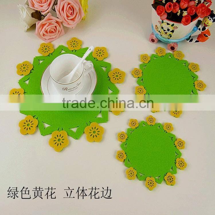 Square felt placemats red felt placemats