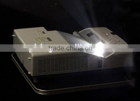 New arrival !!4000Lumens 3LCD 1280*800 High Definition mobile phone lcd projector