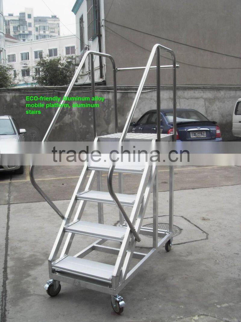 Light weight Aluminum alloy folding ladder, aluminum long ladder