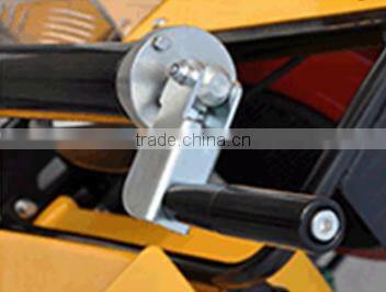 Driving type concrete finishing machine